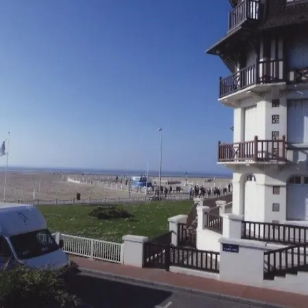Au Soleil Couchant Trouville-sur-mer