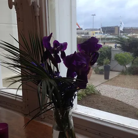 Au Soleil Couchant شقة