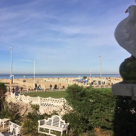 Au Soleil Couchant *