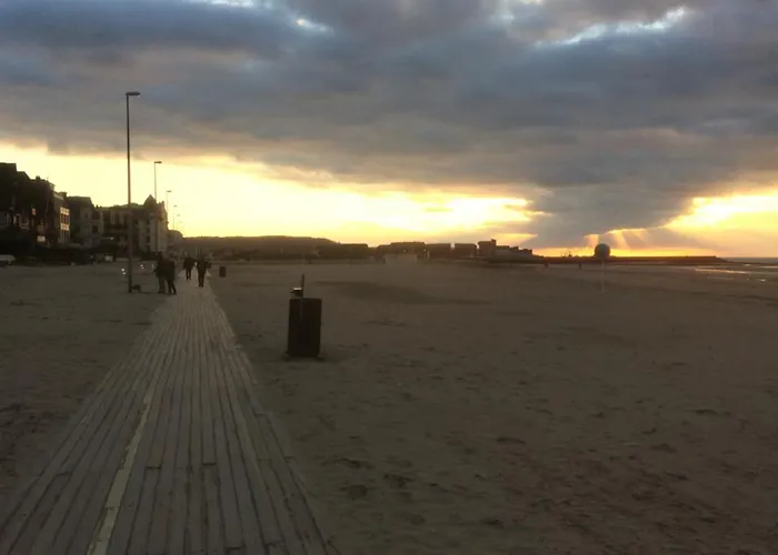 Au Soleil Couchant * Trouville-sur-Mer